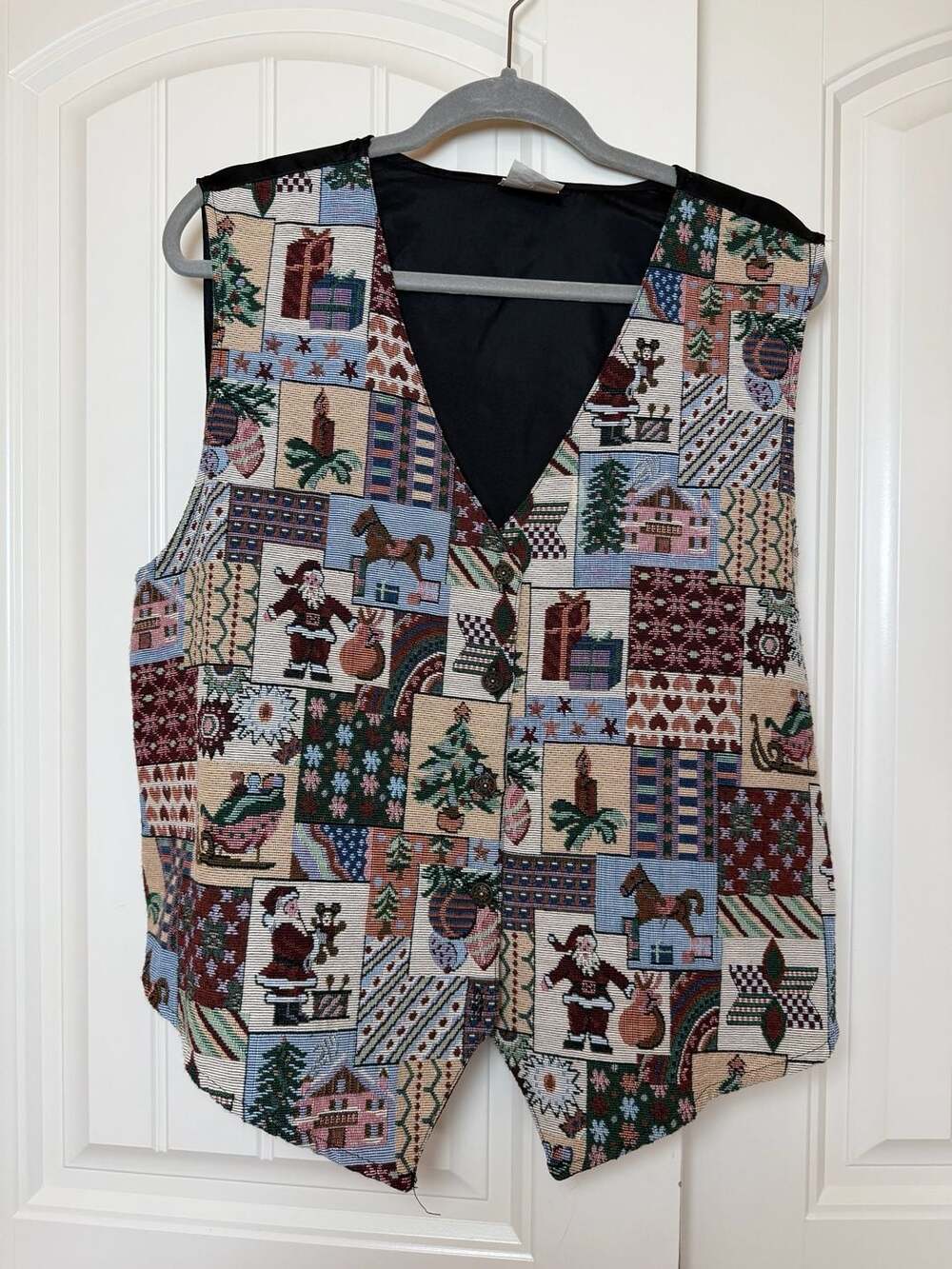 XL Vintage Bobbie Brooks Women's Christmas Santa Tapestry Vest